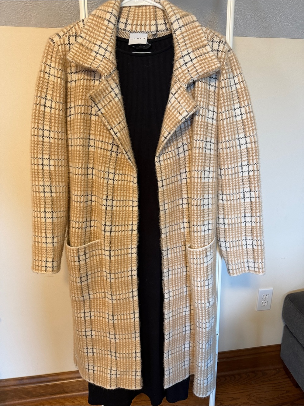 Cyrus knit plaid sweater coat - size XS